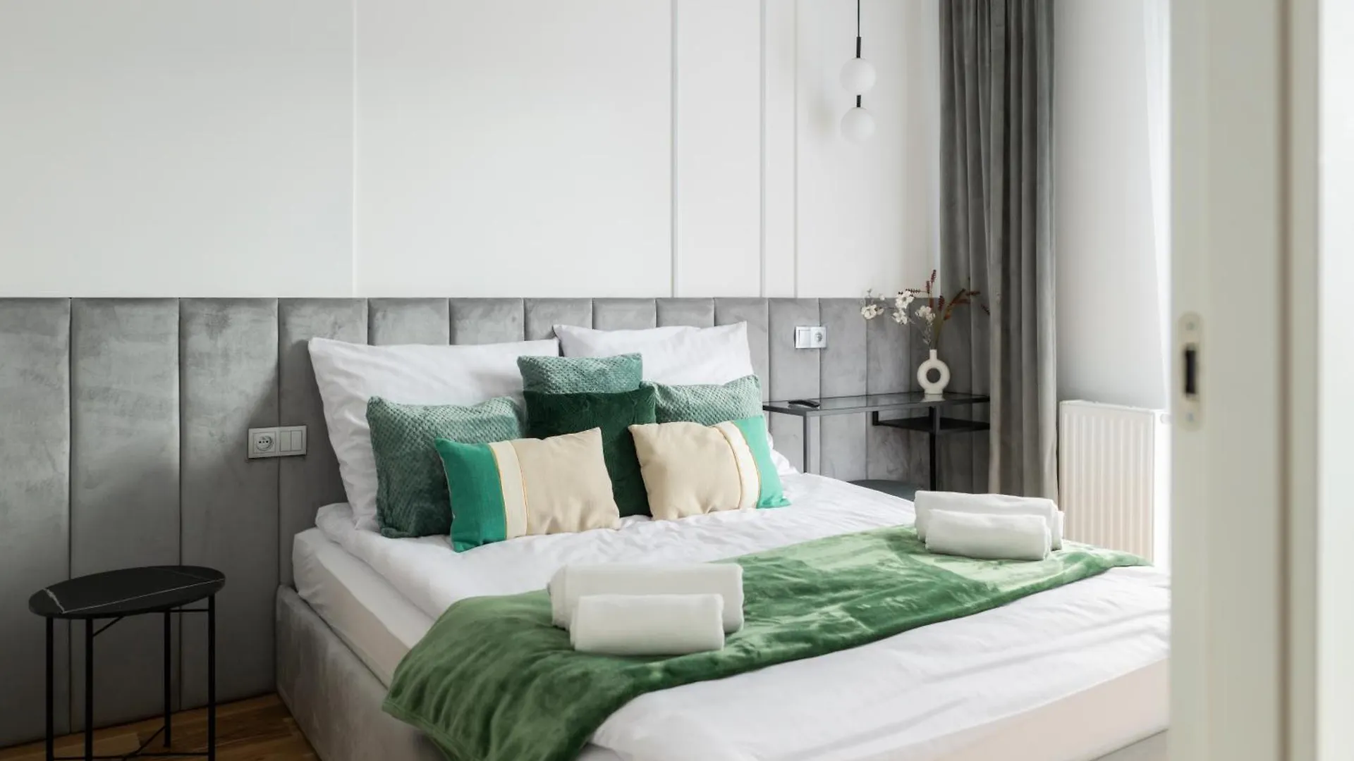 Apartamento Port Popowice -Darmowy Garaz I Rowery - Meldunki 24Na7 - Tramwajem 15 Min Do Rynku Breslavia